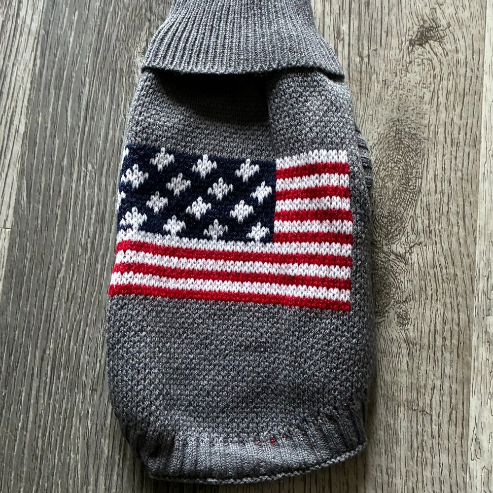 Cozy Warm Gray Dog Sweater with American Flag Design - Small Dog